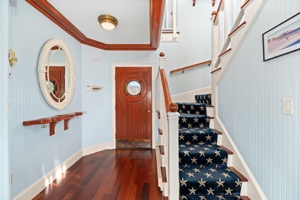 Single Family Residence at 127-131 Eastern Point Blvd, Gloucester MA 01930, Gloucester, photo 5 of 38