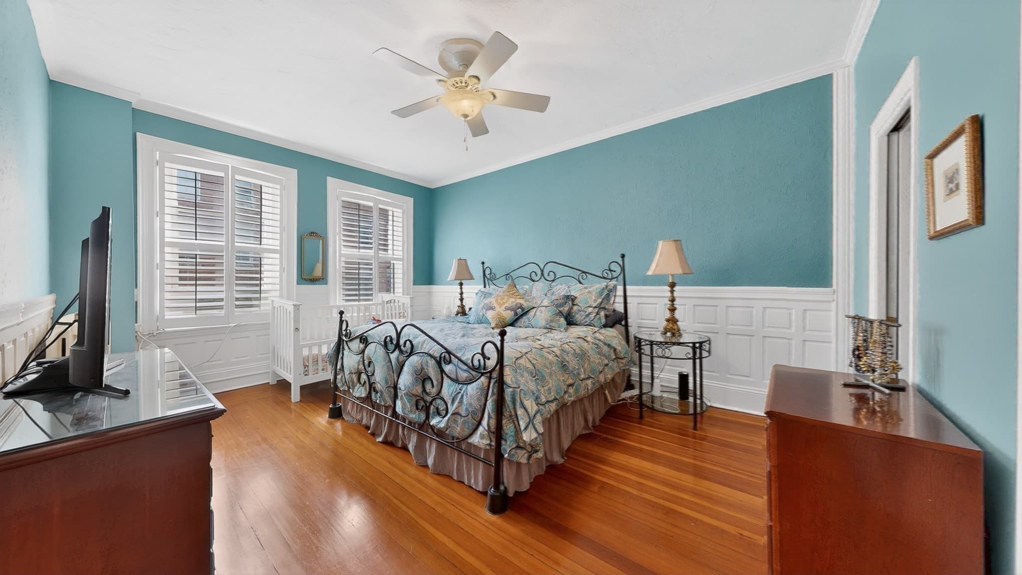 Condominium at 18 Hancock St # 4, Boston MA 02114, photo 6 of 32