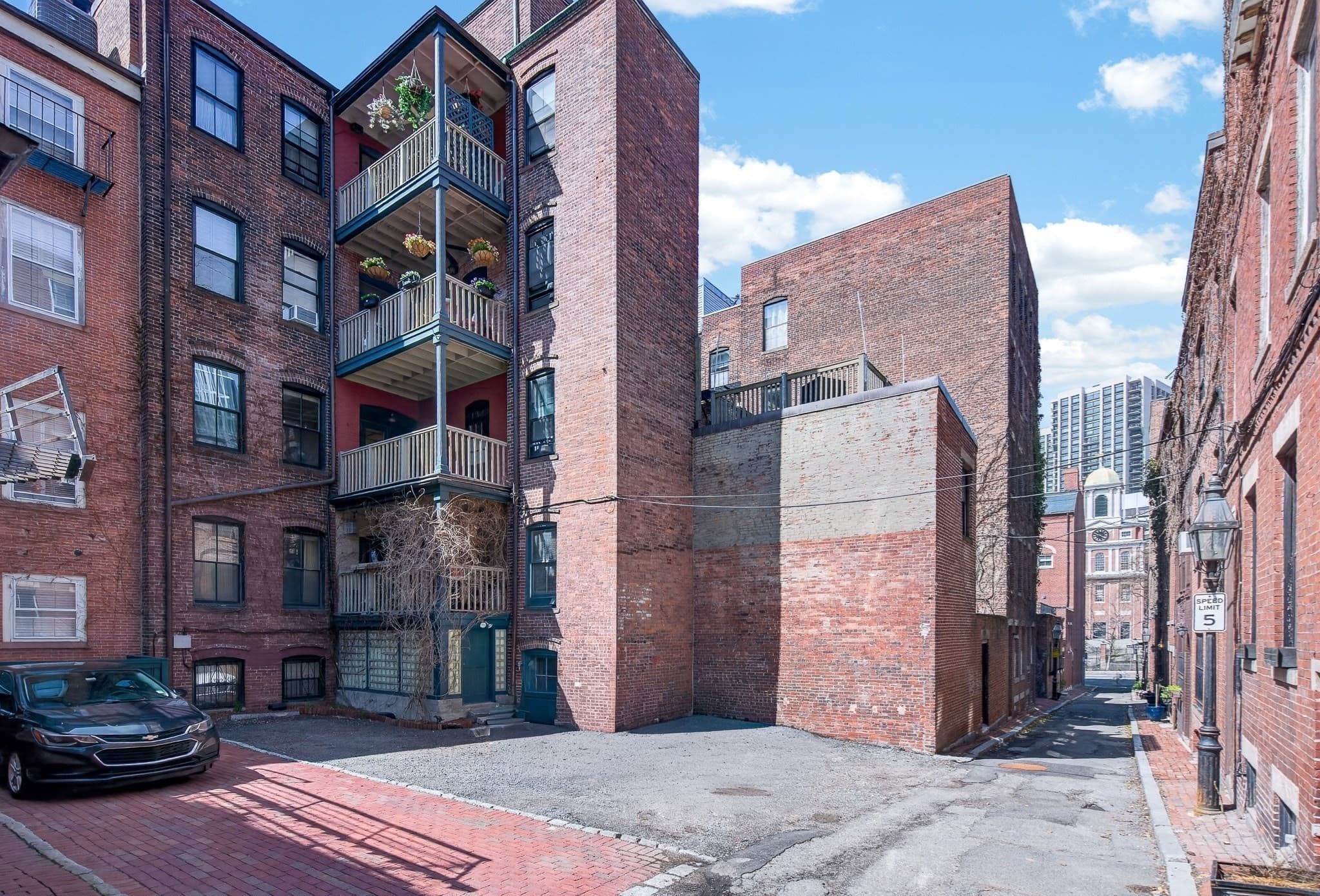 Condominium at 18 Hancock St # 4, Boston MA 02114, photo 5 of 32
