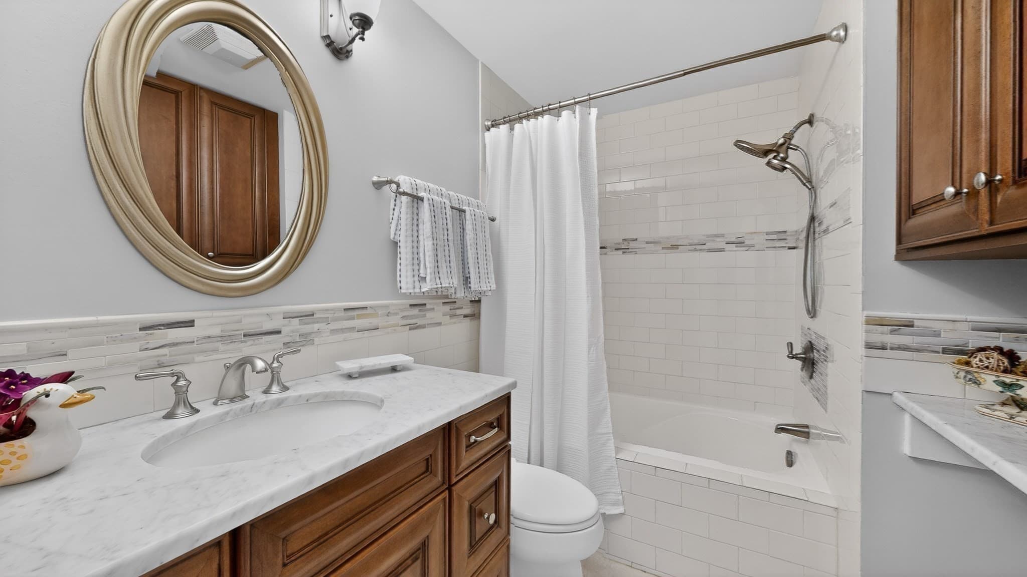 Condominium at 18 Hancock St # 4, Boston MA 02114, photo 19 of 32