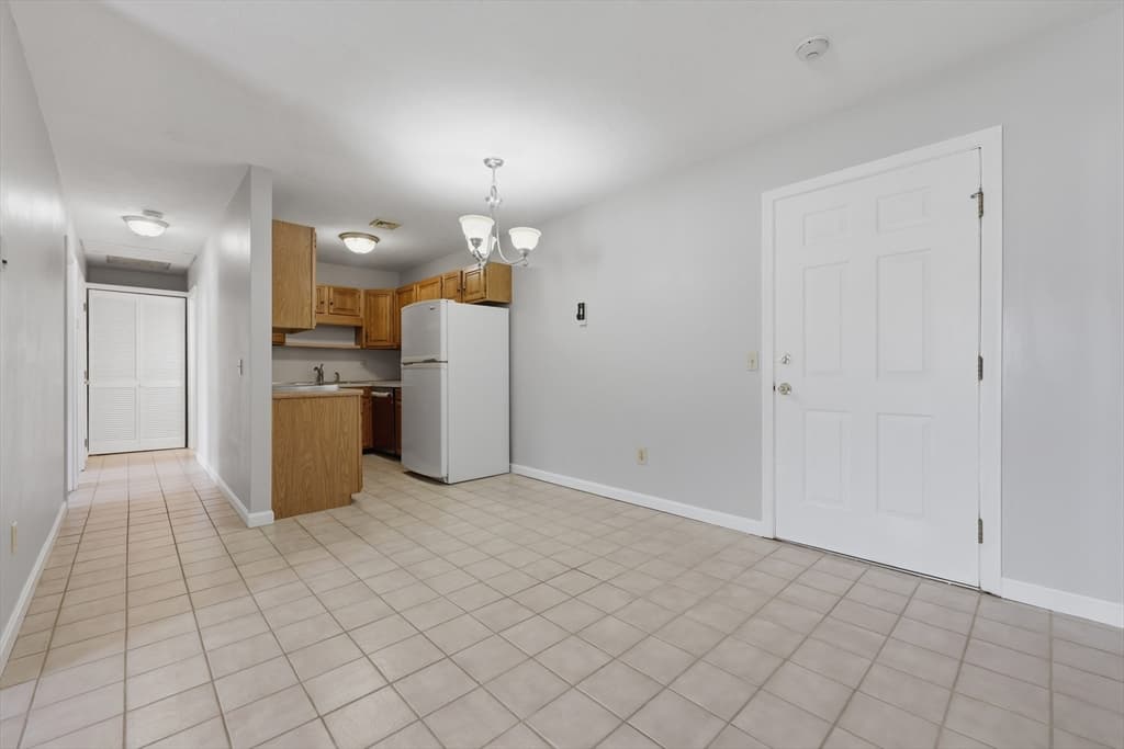 21 Middlesex Avenue # 305, Worcester MA 01604 photo 9