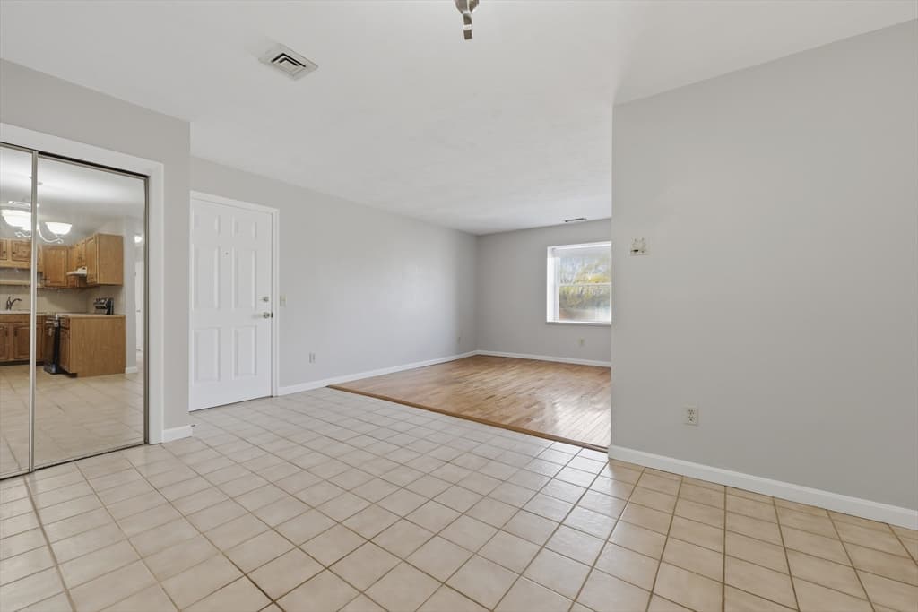 21 Middlesex Avenue # 305, Worcester MA 01604 photo 8