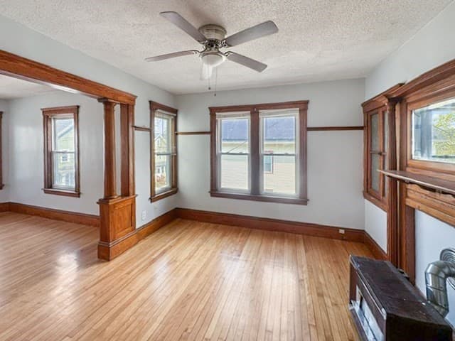 3 Family at 21 Falmouth St, Worcester MA 01607, photo 13 of 40
