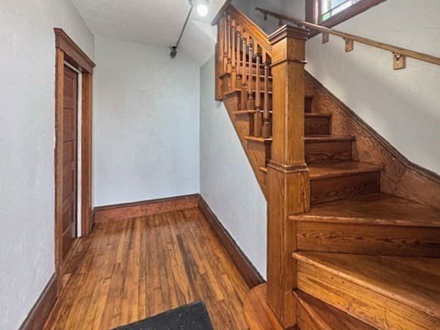3 Family at 21 Falmouth St, Worcester MA 01607, photo 4 of 40