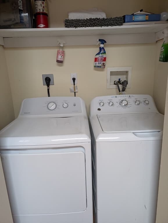 Condominium at 41 Arnold St # 41, Williamstown MA 01267, photo 13 of 26