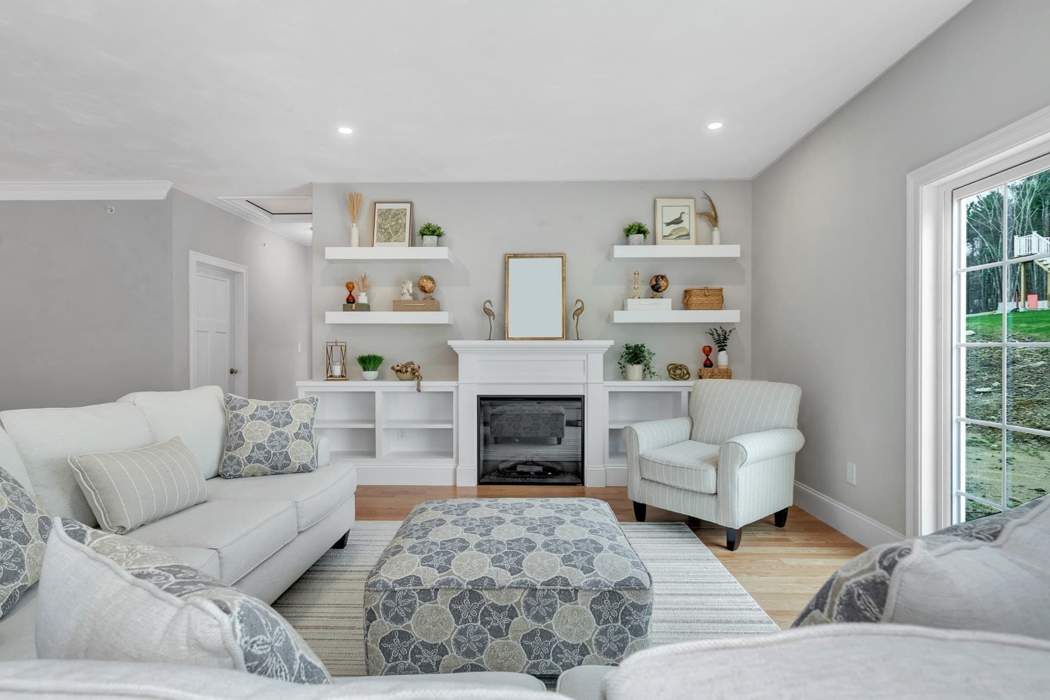 Condominium at 21 Boot Shop Road # 21, Upton MA 01568, photo 7 of 34