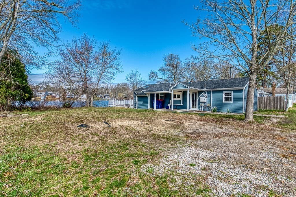 Single Family Residence at 28 Lakeview, Wareham MA 02538, photo 6 of 35