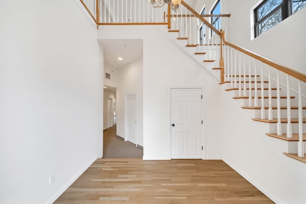 Condominium at 157 Beale Street # 6, Quincy MA 02170, Quincy, photo 22 of 41