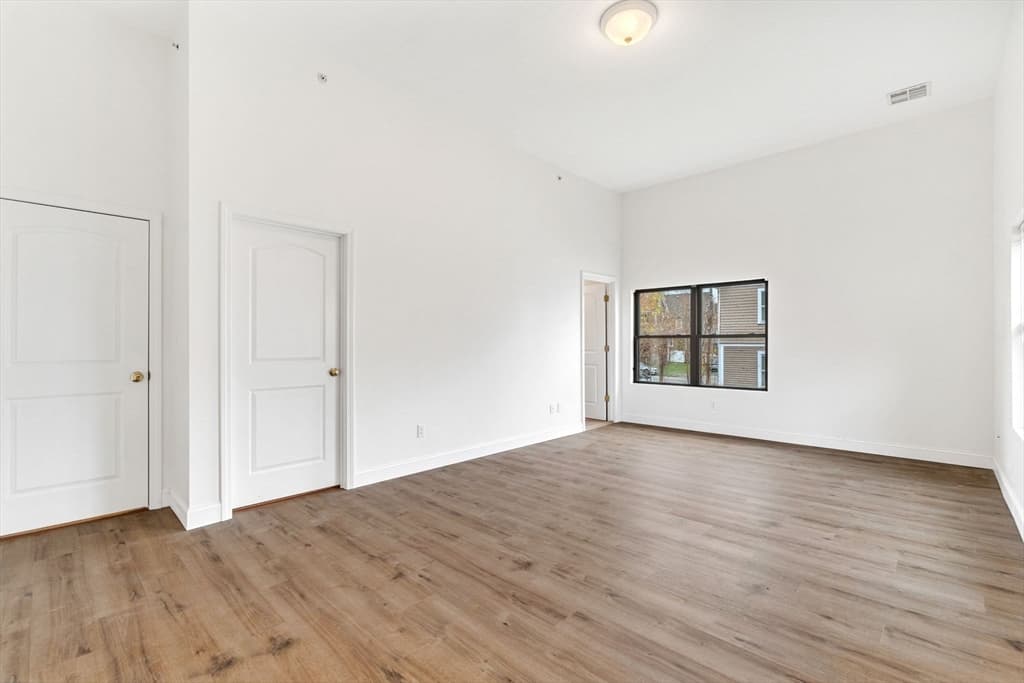 Condominium at 157 Beale Street # 6, Quincy MA 02170, Quincy, photo 29 of 41