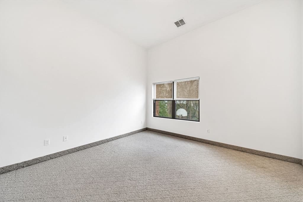 Condominium at 157 Beale Street # 6, Quincy MA 02170, Quincy, photo 25 of 41