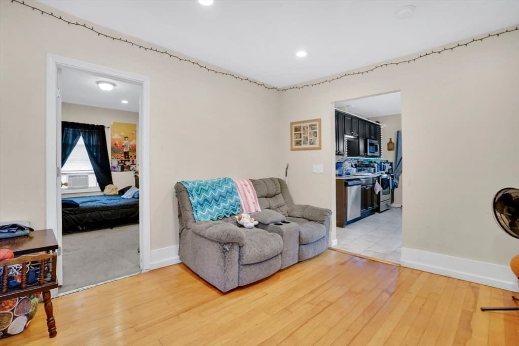 Multi Family at 38 Whitman St, Chicopee MA 01013, Chicopee, photo 22 of 29