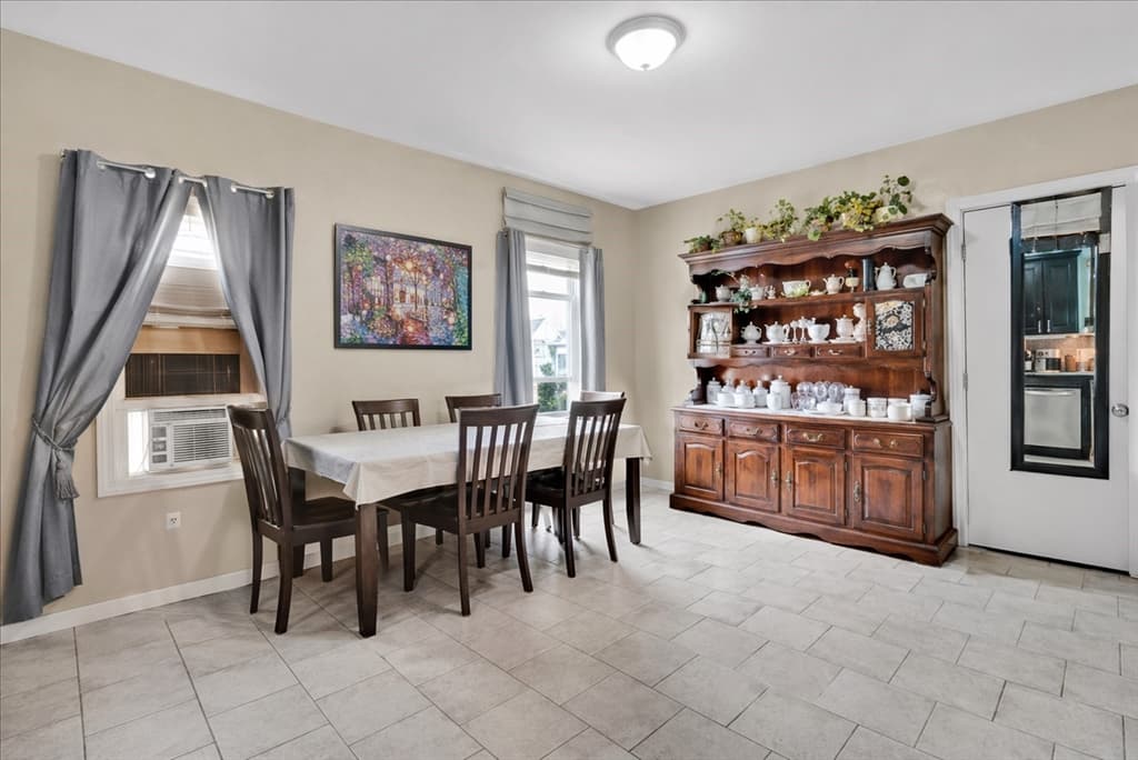 Multi Family at 38 Whitman St, Chicopee MA 01013, Chicopee, photo 18 of 29