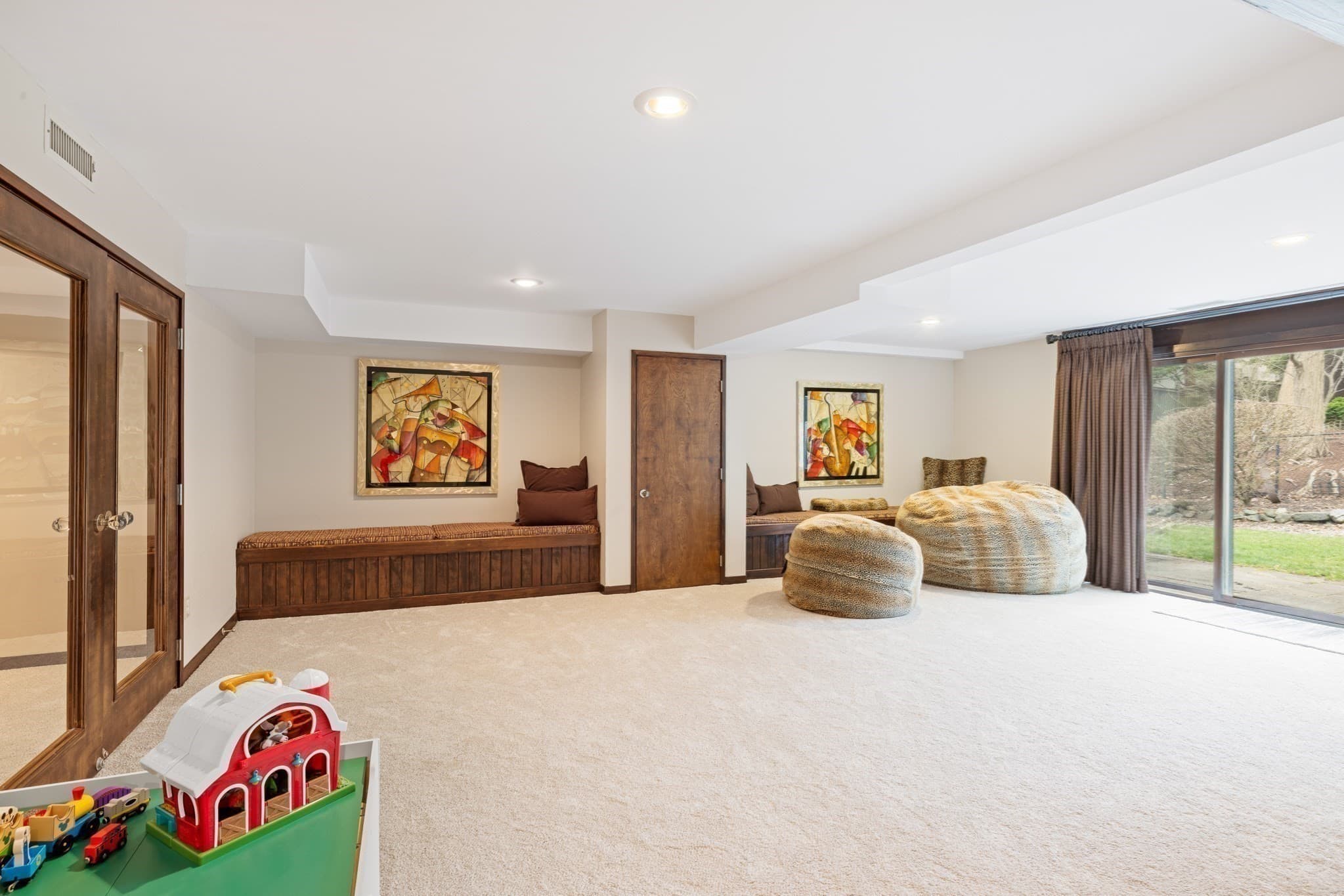 Single Family Residence at 363 Brookline Street, Newton MA 02459, photo 24 of 31
