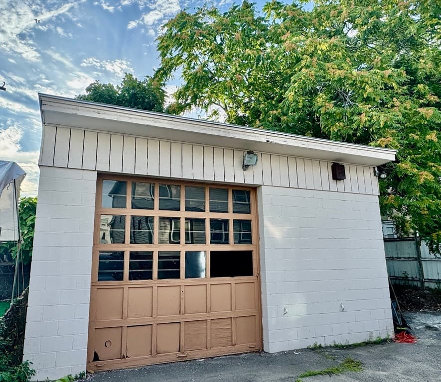 Single Family Residence at 77 Lewis St, Everett MA 02149, Everett, photo 10 of 24