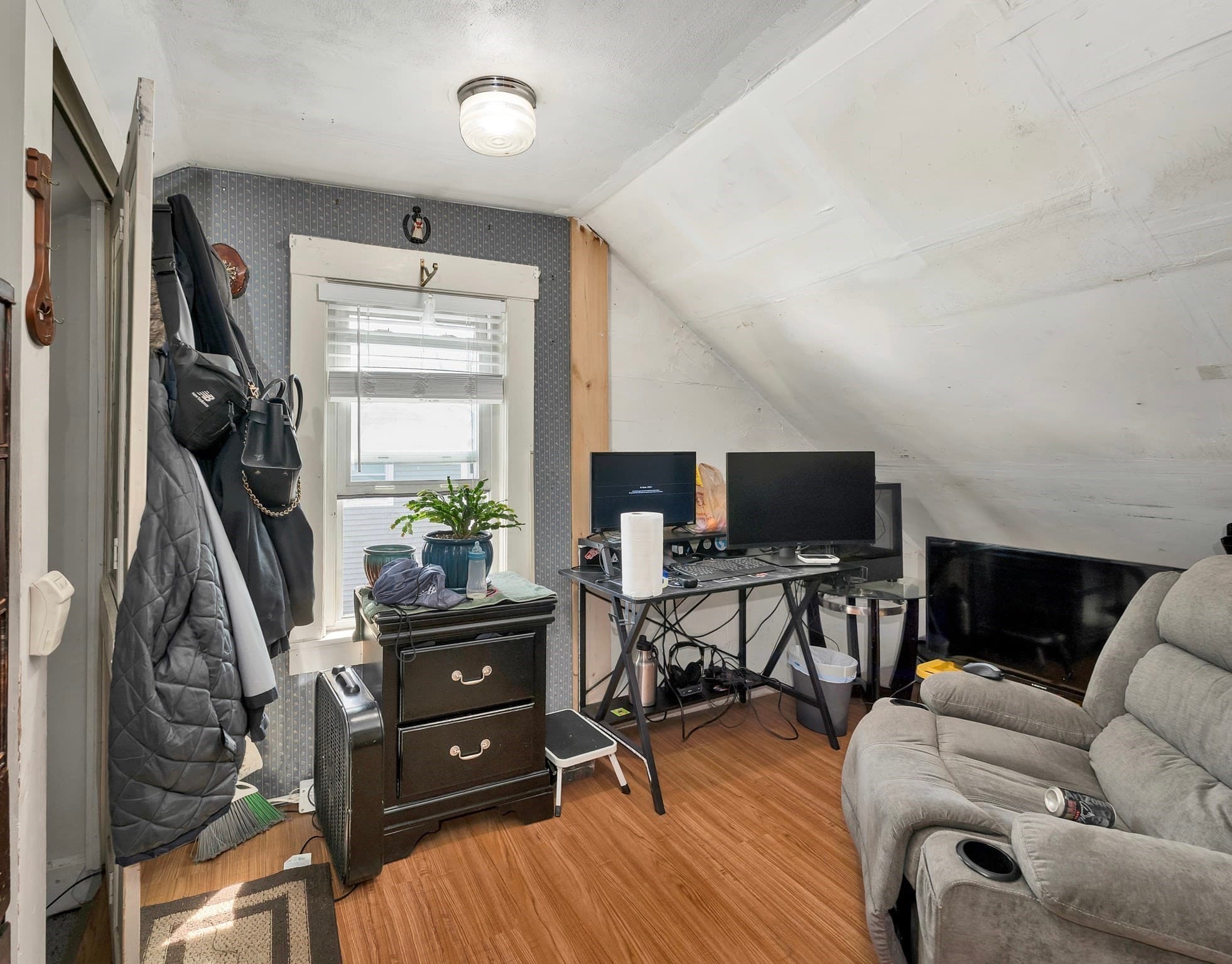 Single Family Residence at 74 Crescent St., Lowell MA 01851, photo 16 of 19
