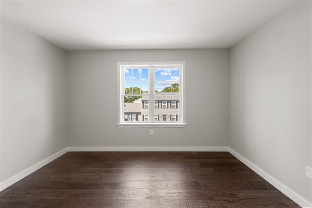 Single Family Residence at 961 Wood St, Fall River MA 02721, photo 28 of 33