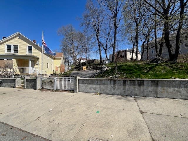 2 Family - 2 Units Up/Down at 1814 Pleasant Street, Fall River MA 02723, Fall River, photo 2 of 13