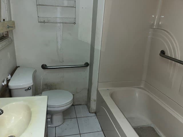 2 Family - 2 Units Up/Down at 1814 Pleasant Street, Fall River MA 02723, Fall River, photo 9 of 13