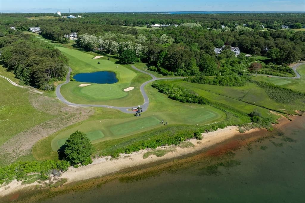 7 Overview Lane, Oak Bluffs MA 02557 photo 8