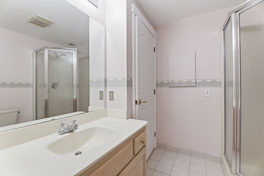 34 Sumner Ave # 210, Springfield MA 01108 photo 16