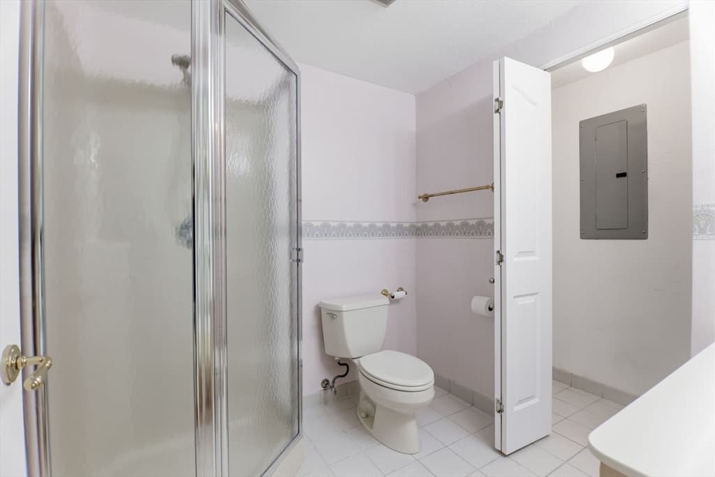 34 Sumner Ave # 210, Springfield MA 01108 photo 14