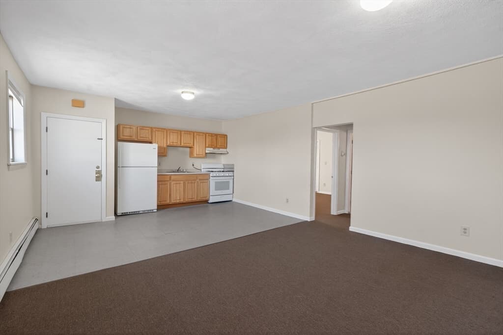 4 Family at 227-229 Newton Street, Waltham MA 02453, Waltham, photo 23 of 42