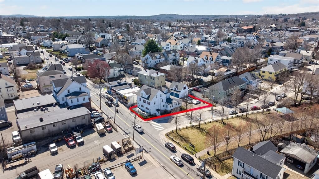 4 Family at 227-229 Newton Street, Waltham MA 02453, Waltham, photo 2 of 42