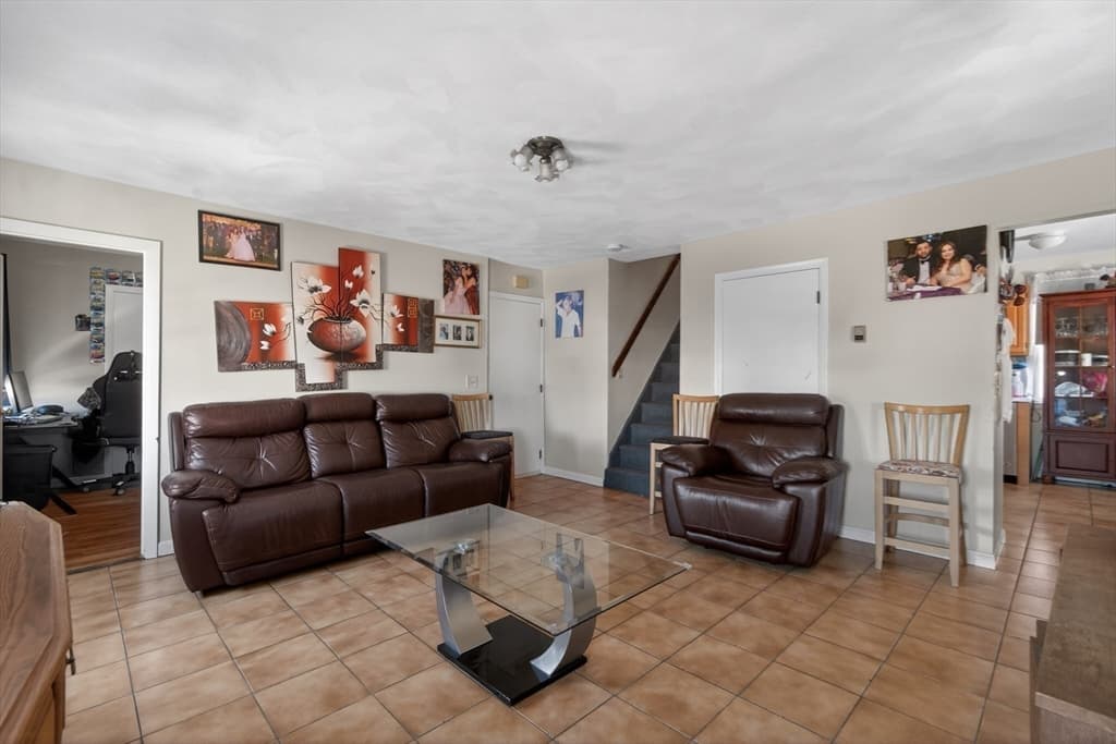 4 Family at 227-229 Newton Street, Waltham MA 02453, Waltham, photo 28 of 42
