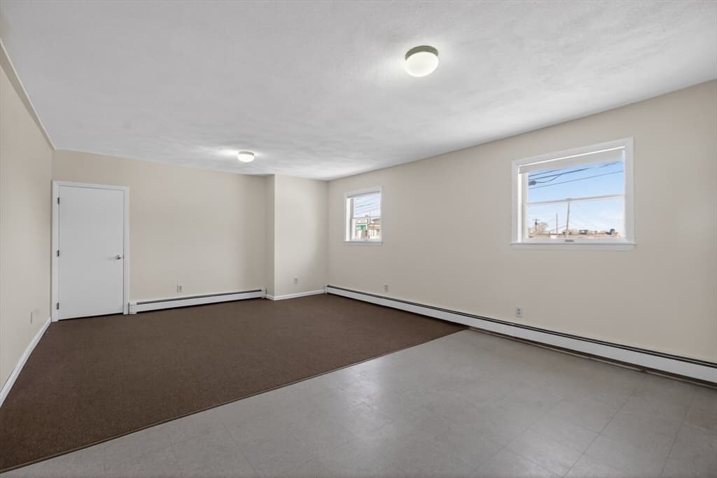 4 Family at 227-229 Newton Street, Waltham MA 02453, Waltham, photo 24 of 42