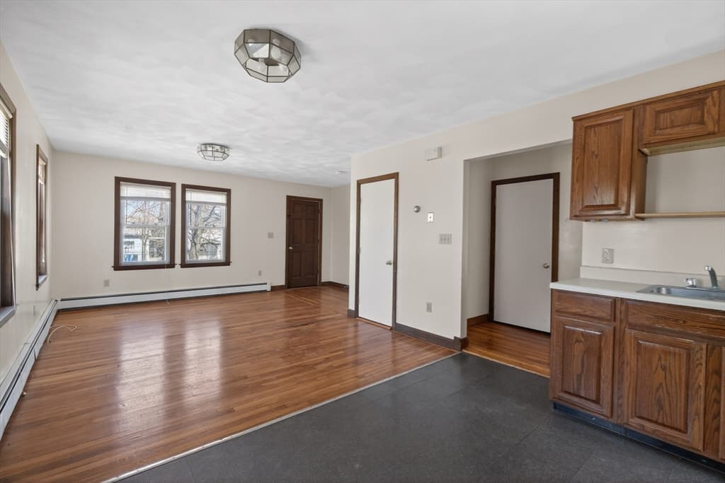 4 Family at 227-229 Newton Street, Waltham MA 02453, Waltham, photo 18 of 42