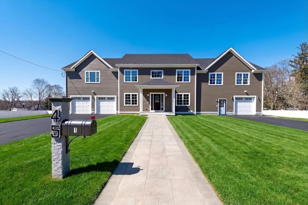 45 Presidents Road, Weymouth MA 02188