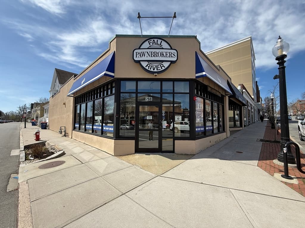 268-270 Union St, New Bedford MA 02740