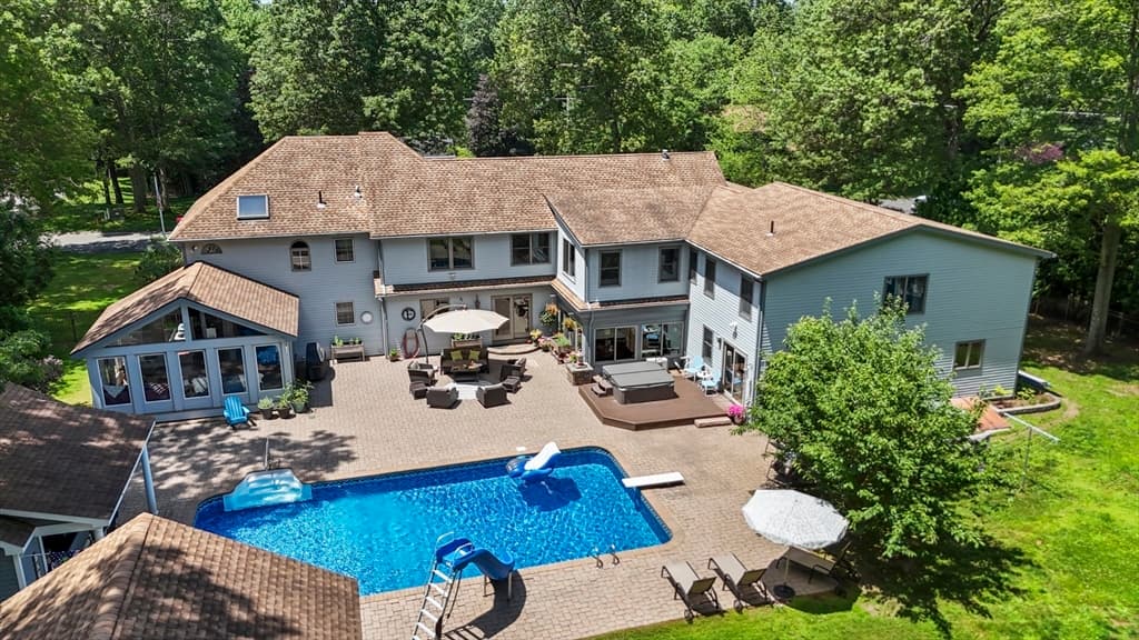 Single Family Residence at 145 Stonehill Road, East Longmeadow MA 01028, East Longmeadow, photo 23 of 42