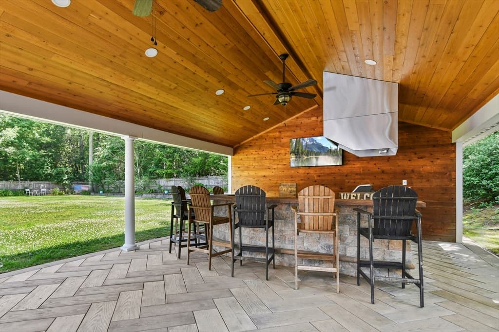 Single Family Residence at 145 Stonehill Road, East Longmeadow MA 01028, East Longmeadow, photo 28 of 42