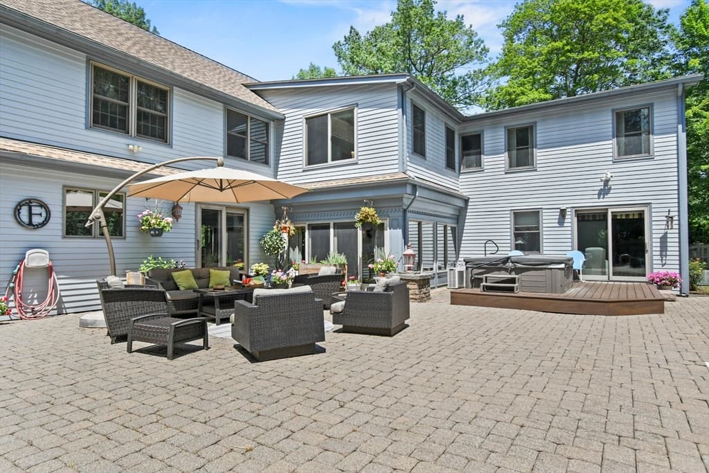 Single Family Residence at 145 Stonehill Road, East Longmeadow MA 01028, East Longmeadow, photo 25 of 42