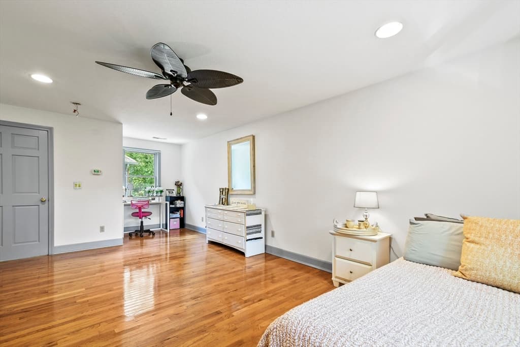 Single Family Residence at 145 Stonehill Road, East Longmeadow MA 01028, East Longmeadow, photo 21 of 42