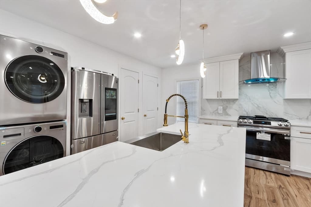 5 Oceanview St, Winthrop MA 02152 photo 4