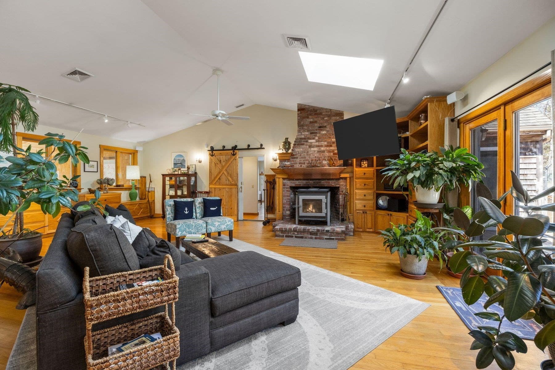 Single Family Residence at 85 Pier Road, Wellfleet MA 02667, photo 13 of 42