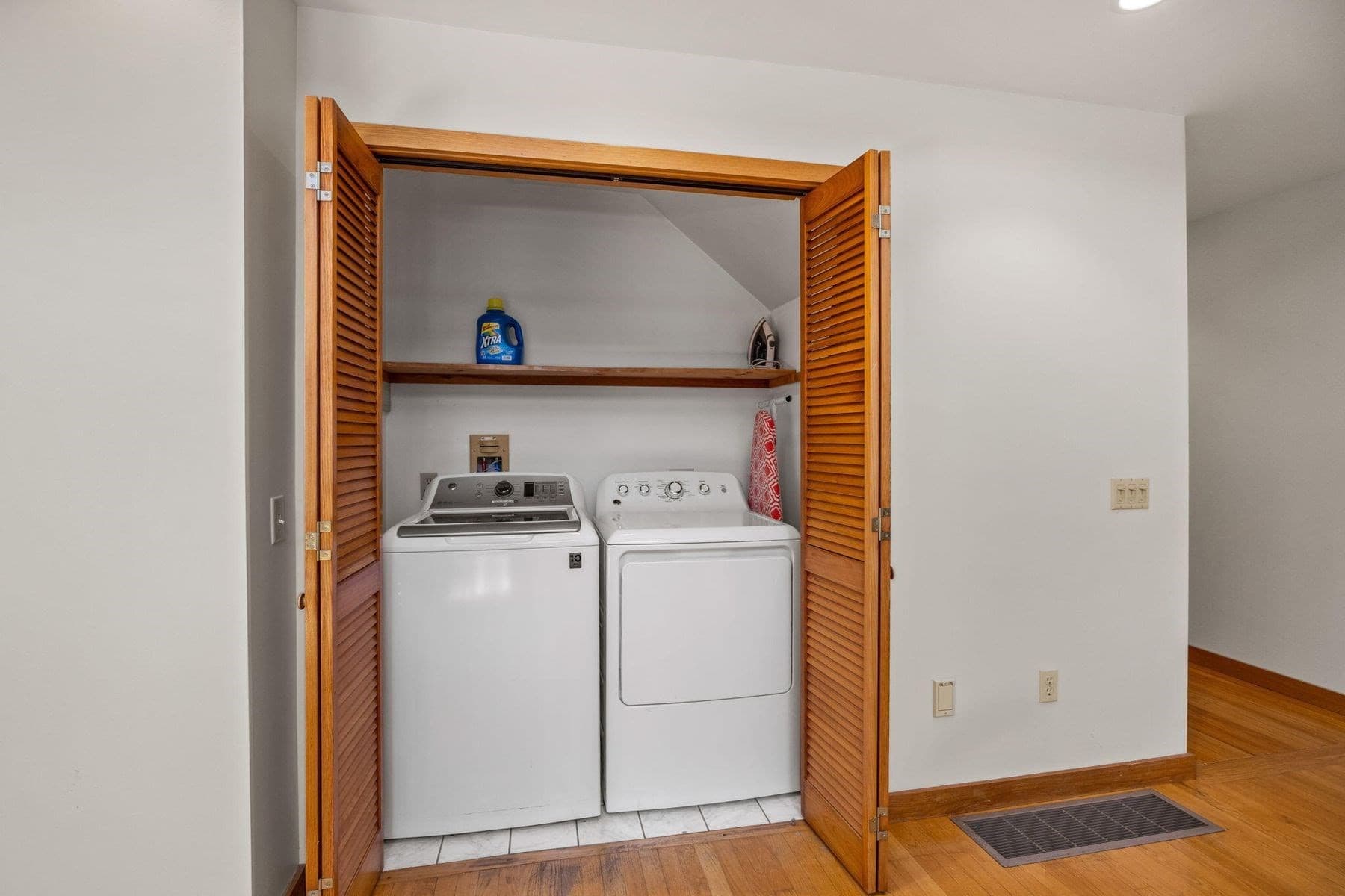 Single Family Residence at 85 Pier Road, Wellfleet MA 02667, photo 38 of 42
