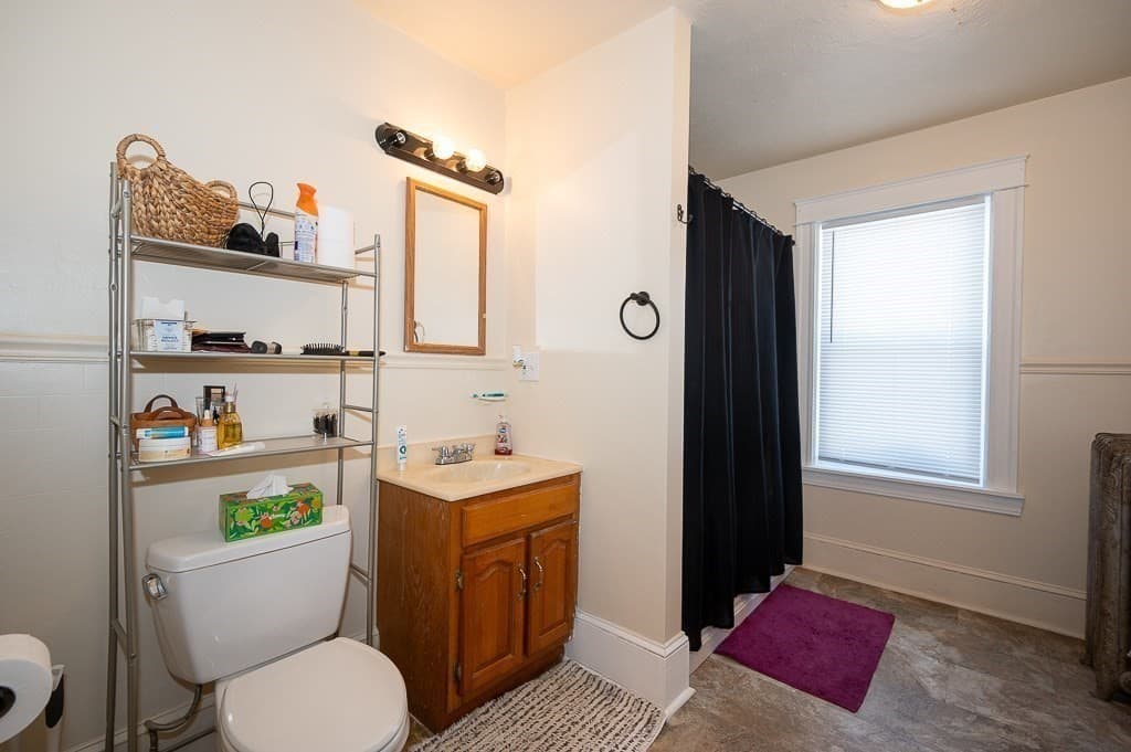 104 1/2 Rodney St, Worcester MA 01605 photo 5