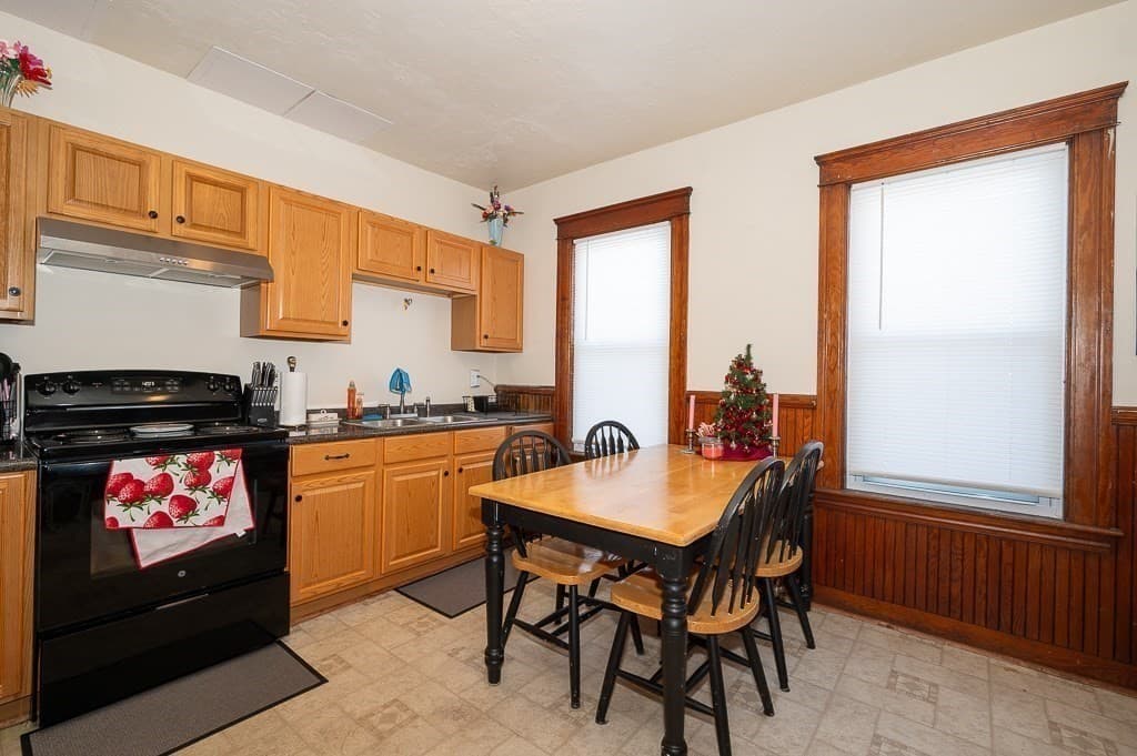 104 1/2 Rodney St, Worcester MA 01605 photo 11