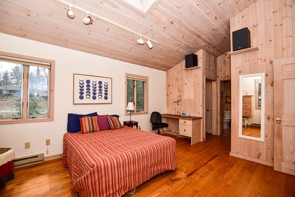 Single Family Residence at 283 Benton Hill Rd, Becket MA 01223, Becket, photo 12 of 42