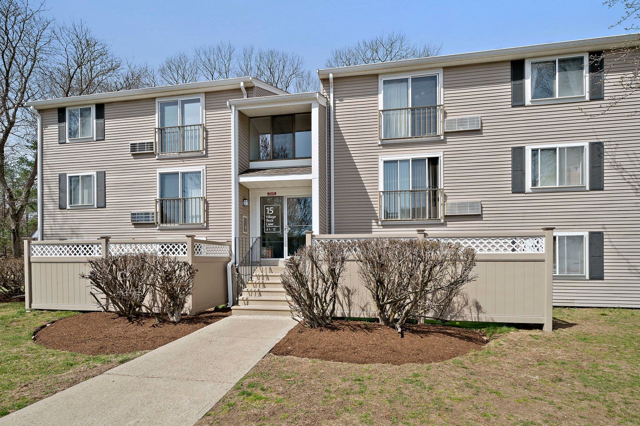 15 Village Rock Ln # 2, Natick MA 01760