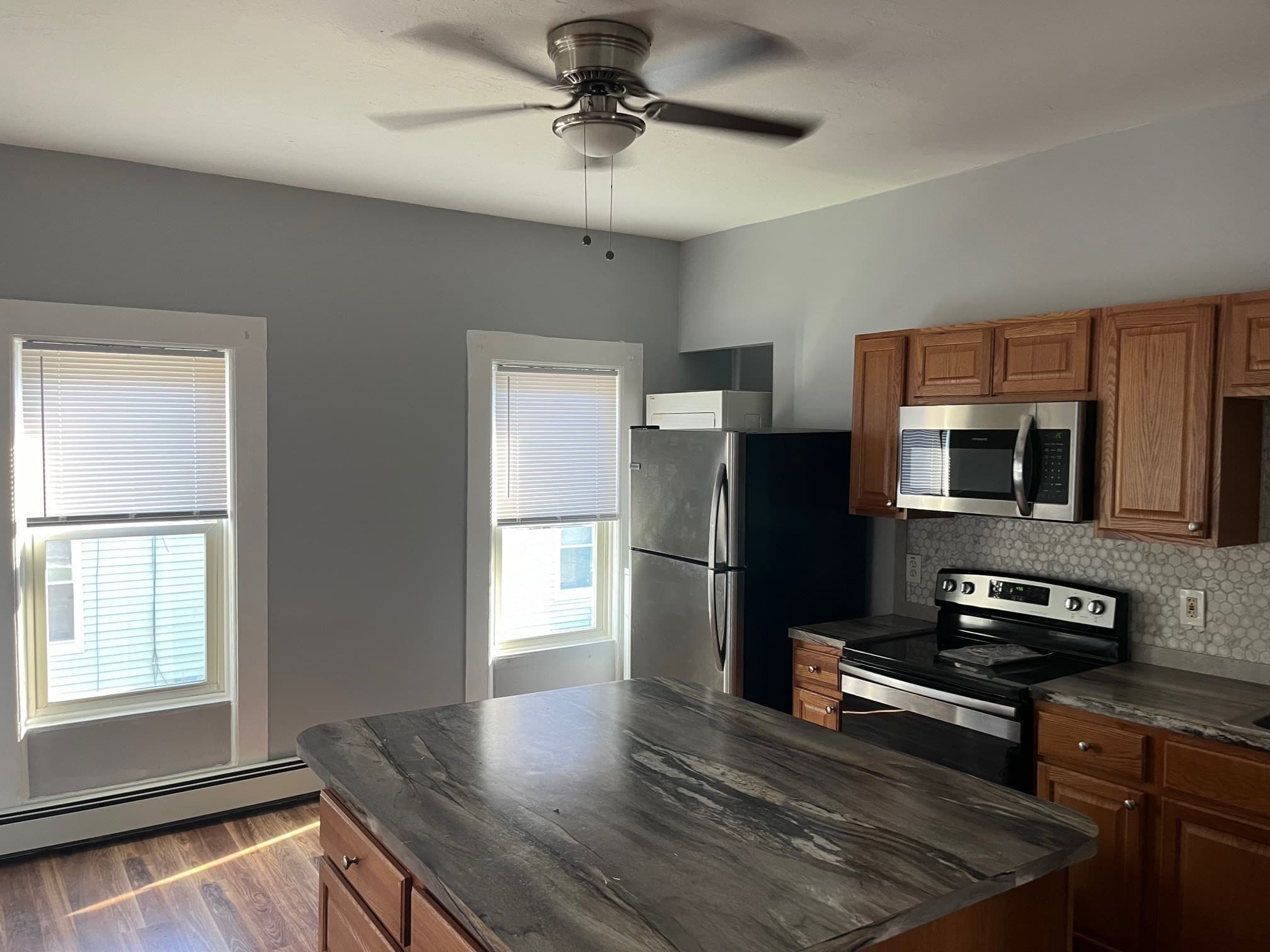 5-9 Family at 34 Irving St, Worcester MA 01609, photo 12 of 33