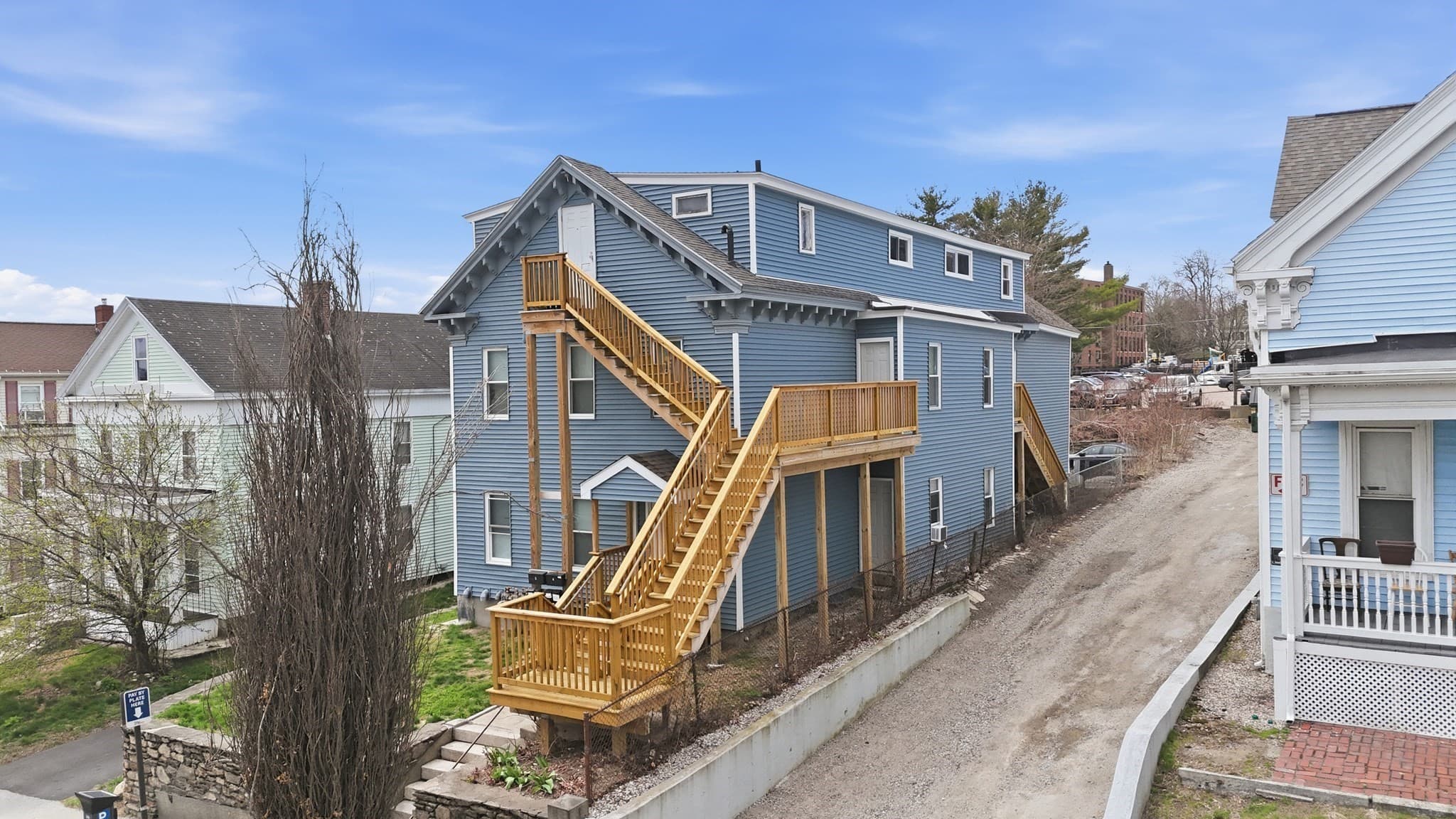 5-9 Family at 34 Irving St, Worcester MA 01609, photo 3 of 33