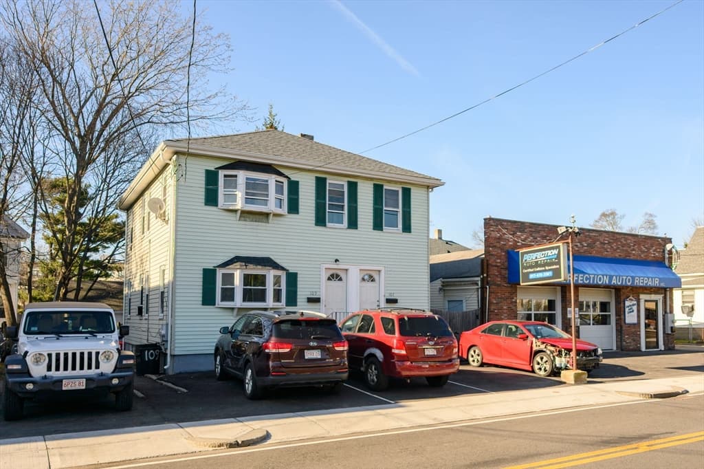 105-109 Water St, Quincy MA 02169 photo 4
