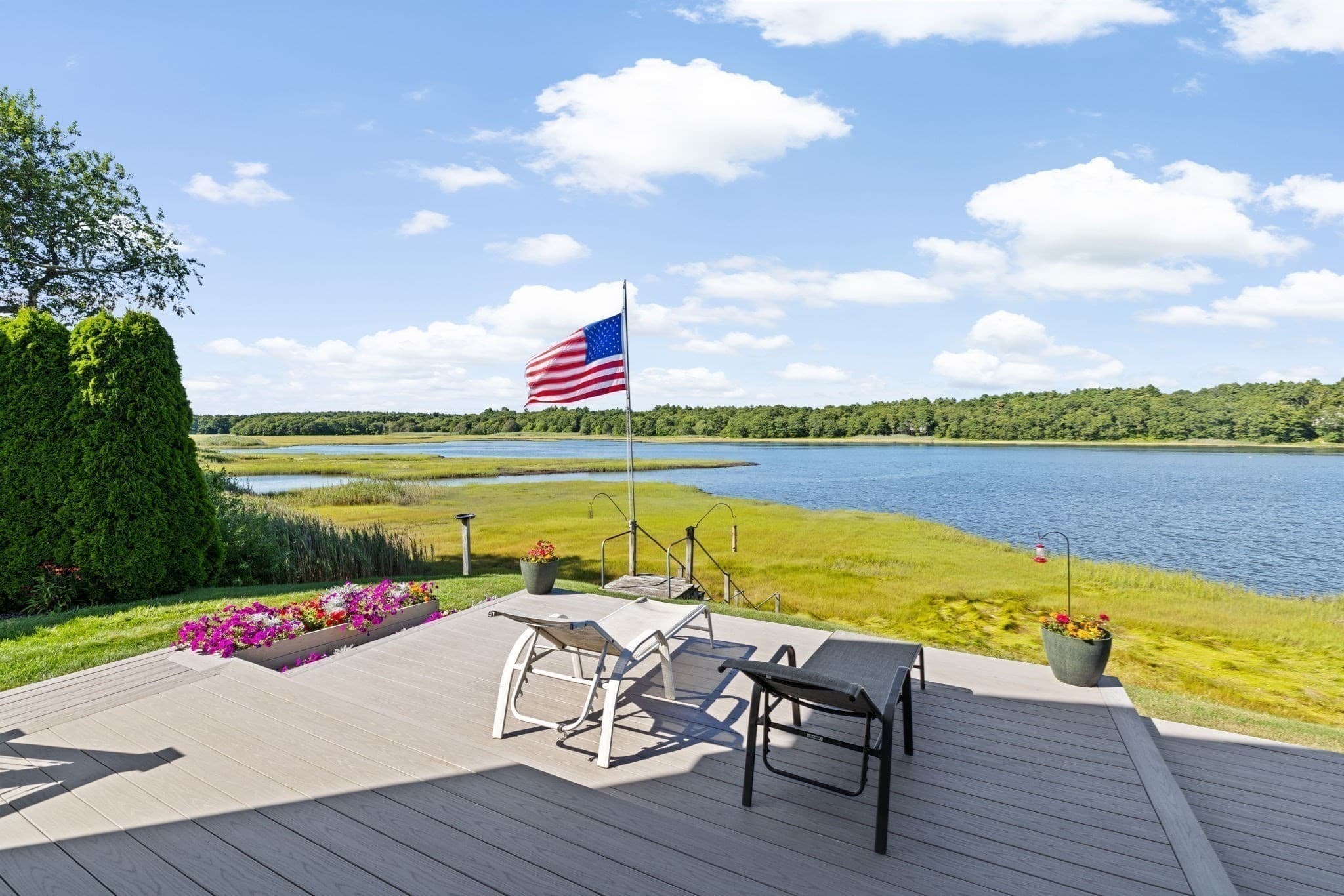 Single Family Residence at 28 Arlington Road, Wareham MA 02571, photo 2 of 42