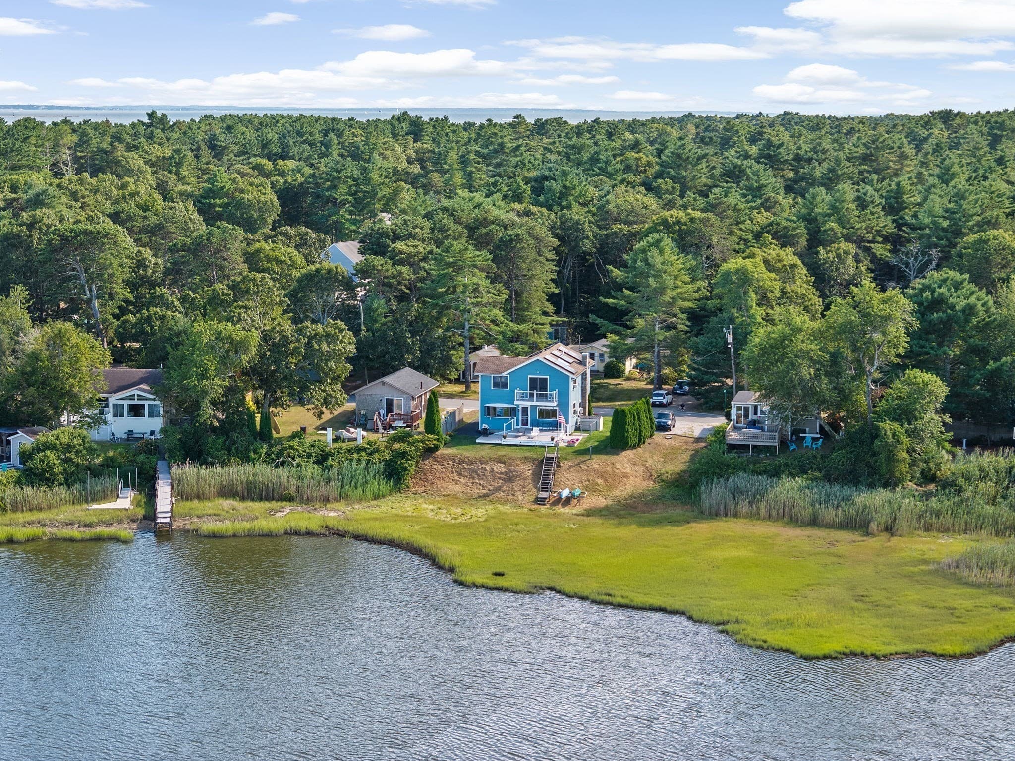 Single Family Residence at 28 Arlington Road, Wareham MA 02571, photo 6 of 42