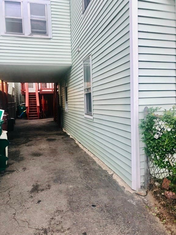 3 Family at 15 4th Street, Lowell MA 01850, photo 2 of 37