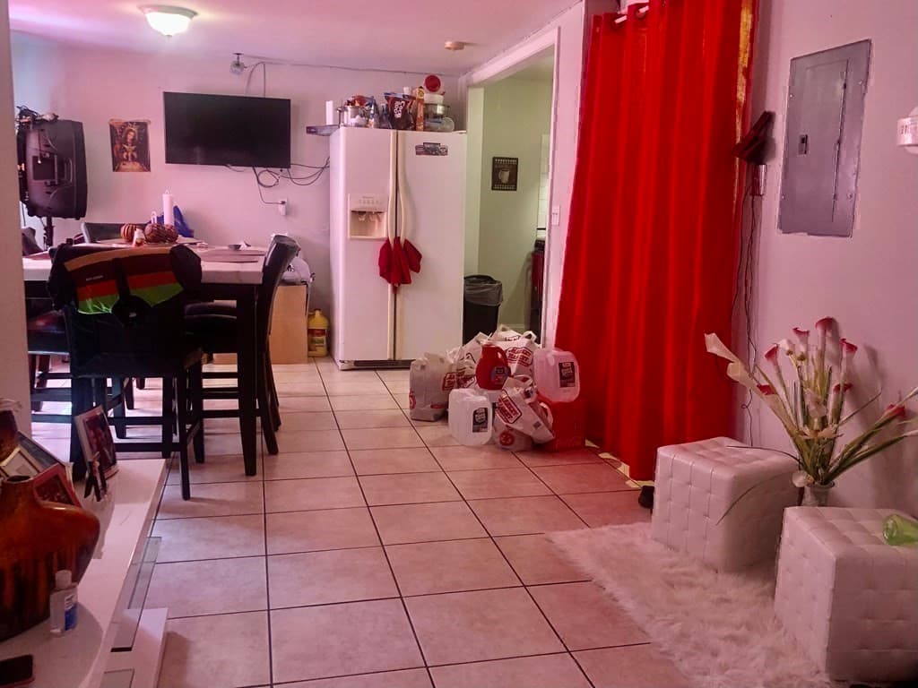 3 Family at 15 4th Street, Lowell MA 01850, photo 17 of 37